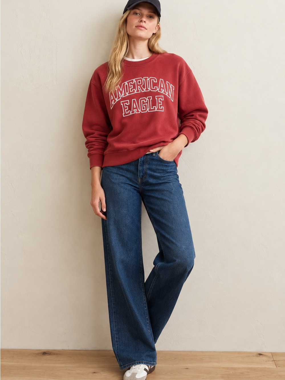 American Eagle Super Soft Crewneck Sweatshirt Womens M Collegiate Graphic Y2K